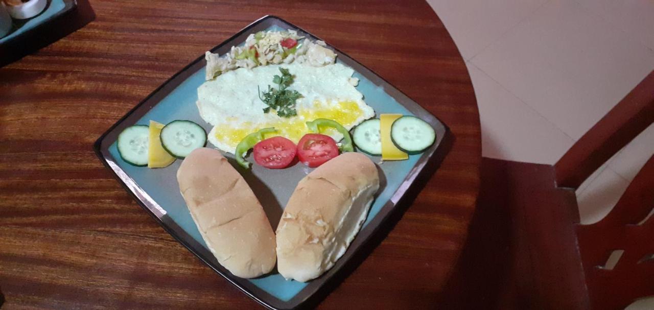 Da Vinci House Bed and Breakfast Kigali Eksteriør billede